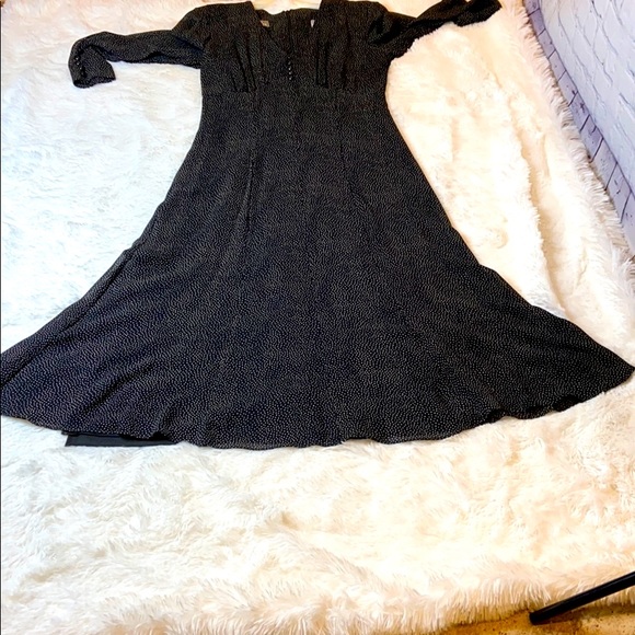 Liz Claiborne Black Polka Dot Dress - Picture 12 of 13